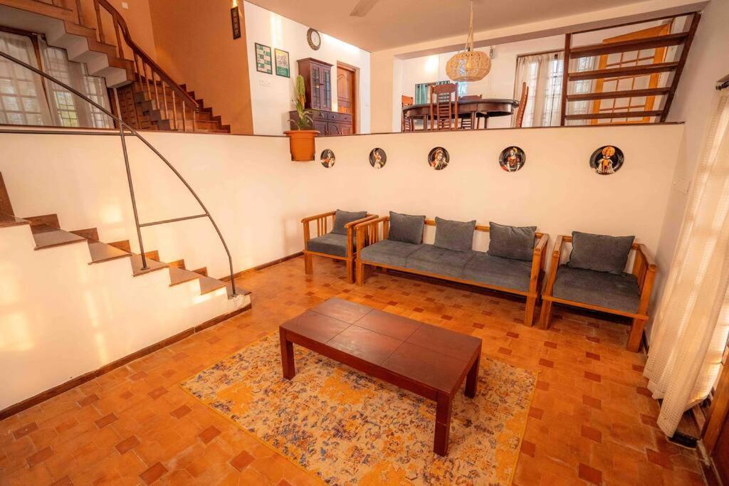 Baywatch By Grha - A Picturesque Beachfront Villa Kozhikode Exterior foto