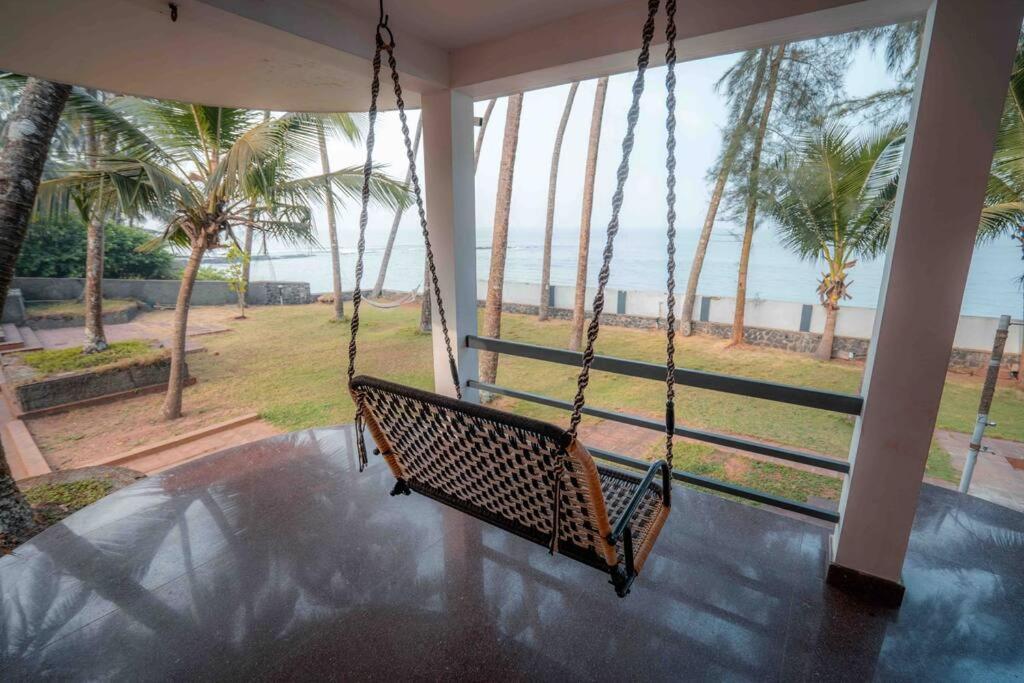 Baywatch By Grha - A Picturesque Beachfront Villa Kozhikode Exterior foto